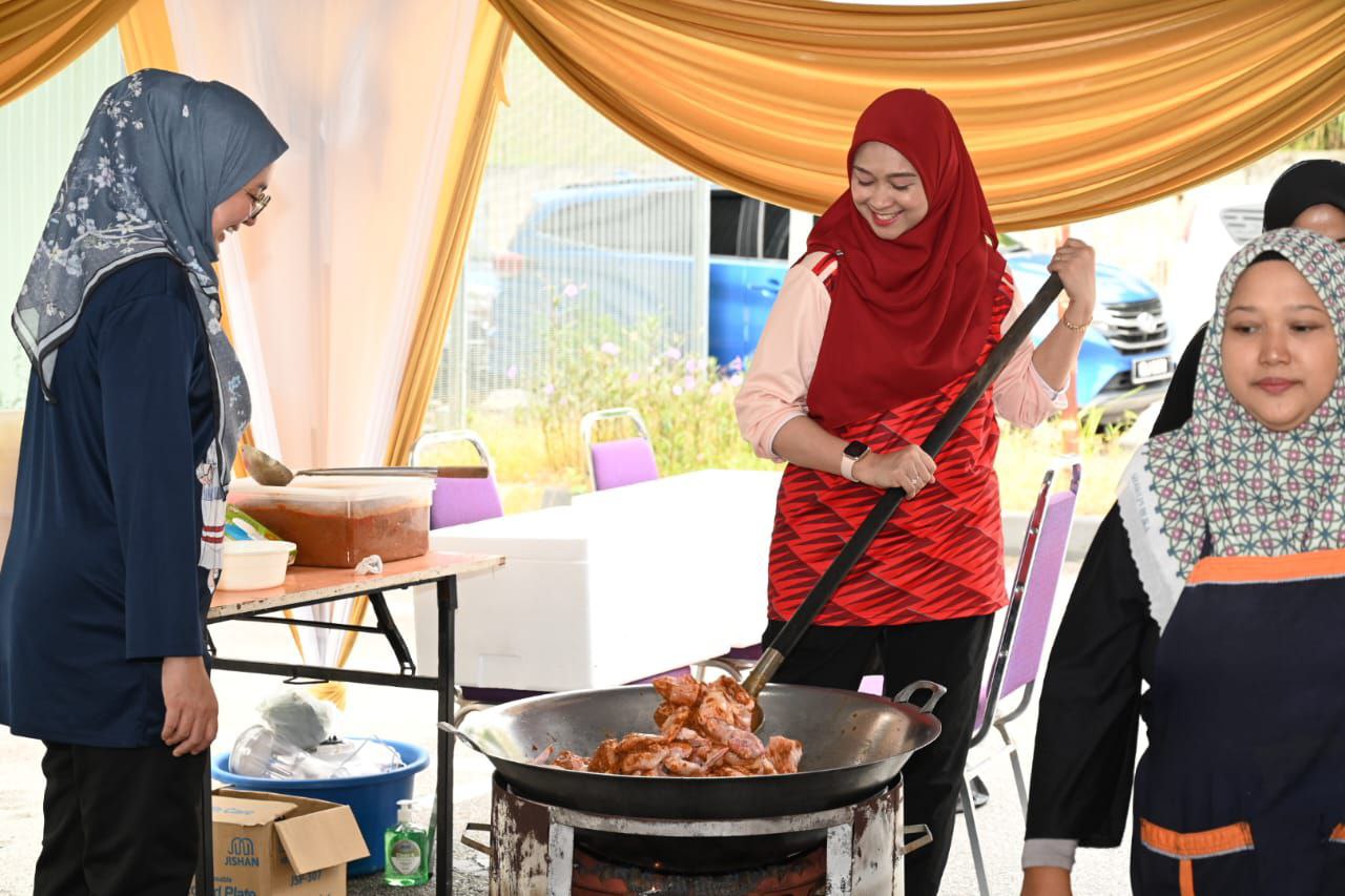 Masak Rendang Sempena Program Penerapan Nilai-Nilai Murni TMDN Kelab Kebajikan dan Sukan AADK 3
