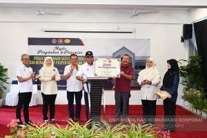 Penyerahan dan Perasmian Projek Pembinaan Satu Blok Sekolah serta Menaik Taraf PUSPEN Karangan -2
