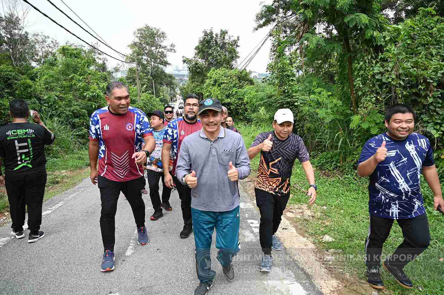 Jalan Santai 10,000 Langkah Bersama Warga AADK