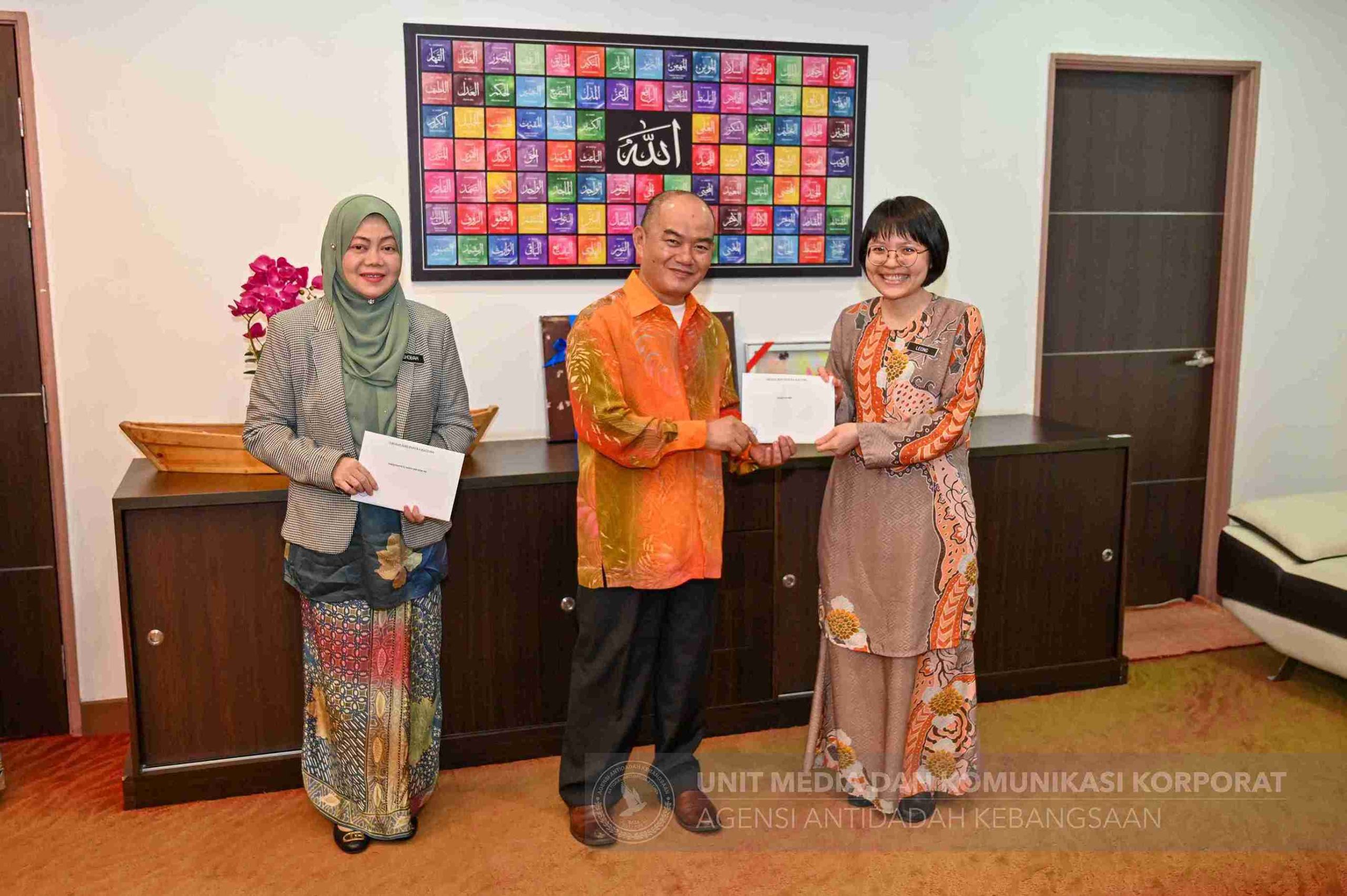 Tahniah dan Selamat Bertugas Kepada Sembilan Pegawai AADK